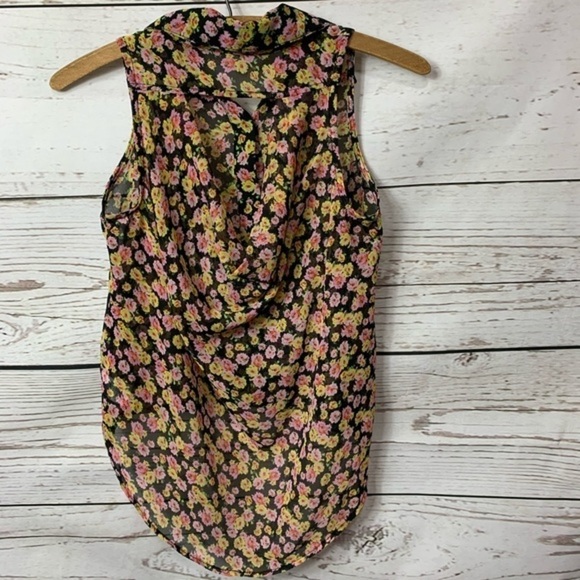 NWOT Disney D-Signed Floral Button Down Tunic - Picture 3 of 6